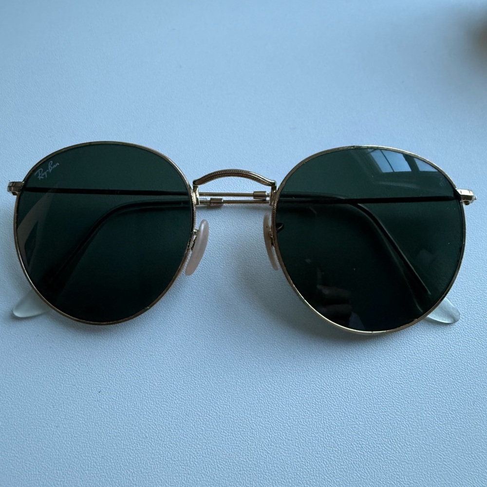 Ray-Ban Gold Frame Sunglasses with Dark Lenses